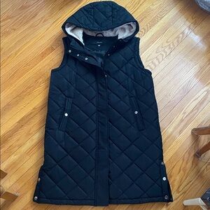 Vero Moda Black Quilted Vest with Hood